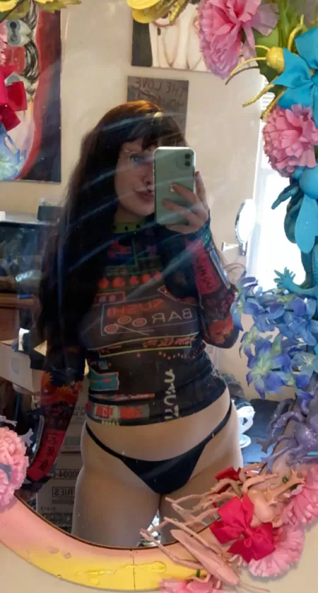 I used to be insecure about my hip dips, what do you think about them? I used to be insecure about my hip dips, what do you think about them?