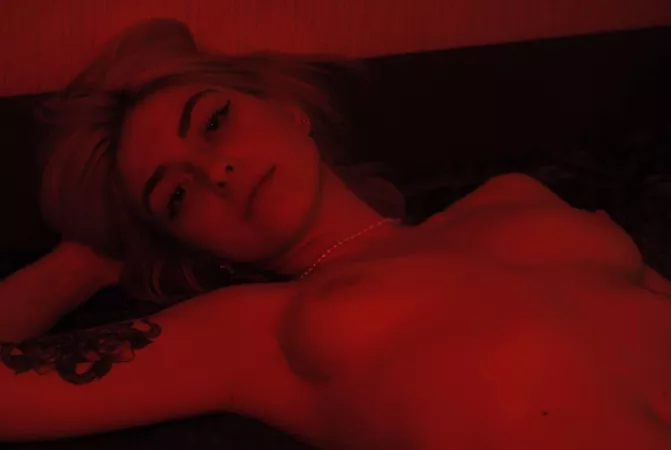 i wanna be yours daddy β£οΈ