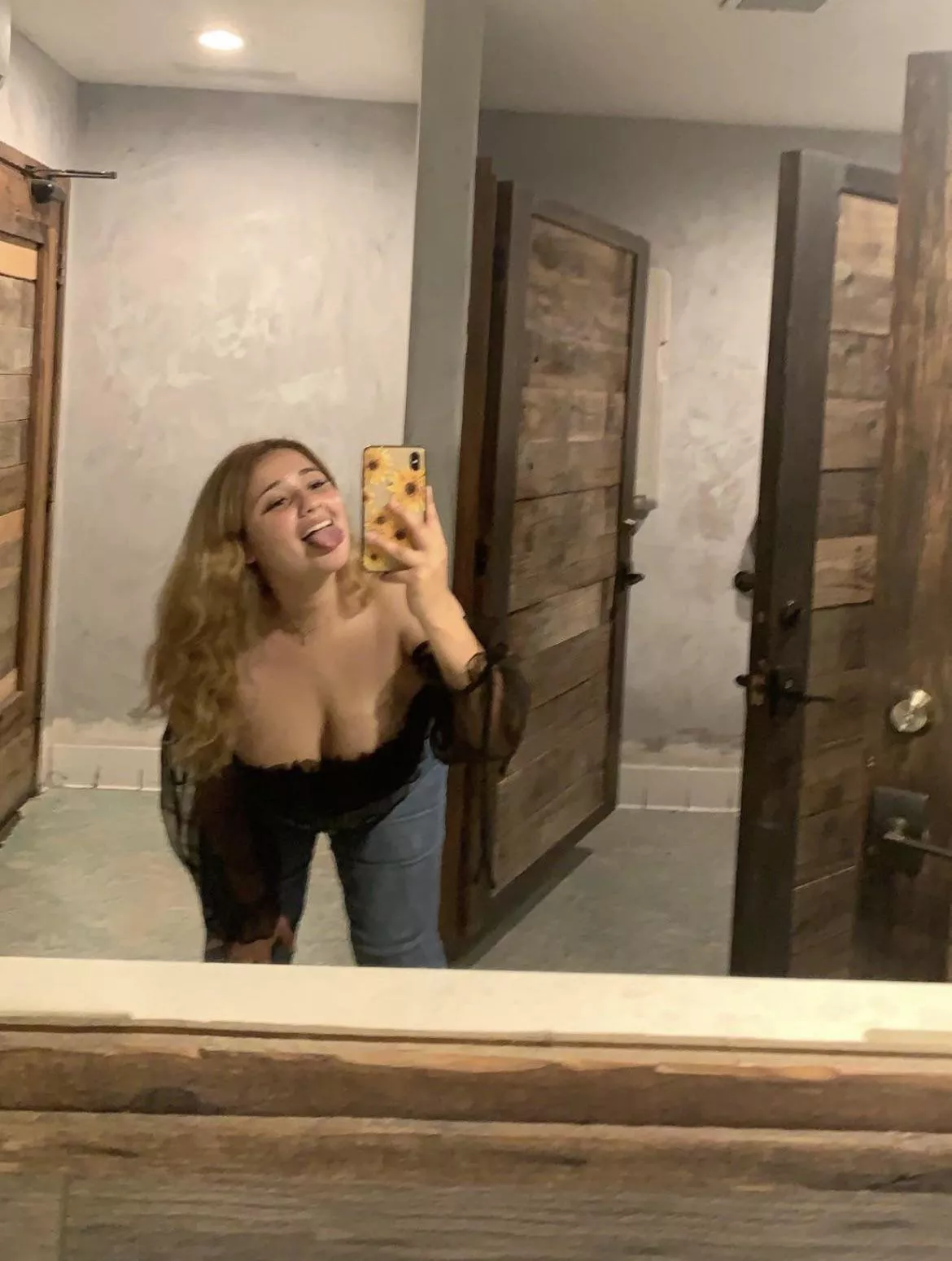 I wanna run into her when she’s out and dancing