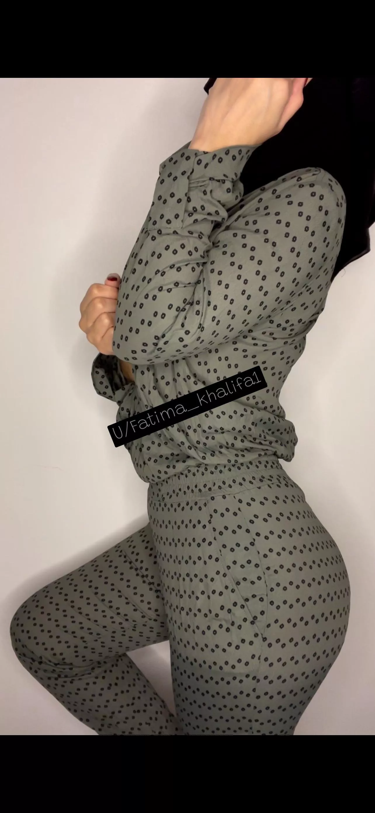 I wanna take it off for you Habibi I wanna take it off for you Habibi