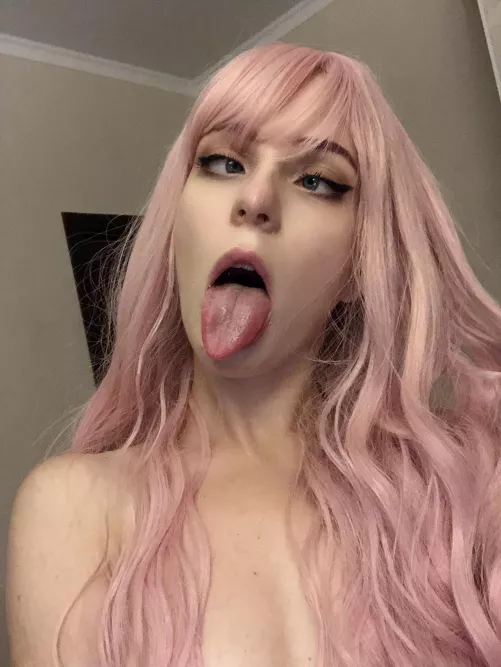 I wanna taste u๐ I wanna taste u๐