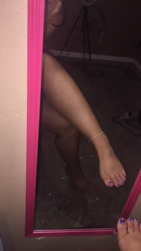 i wanna walk all over someone🥰💜 i wanna walk all over someone🥰💜