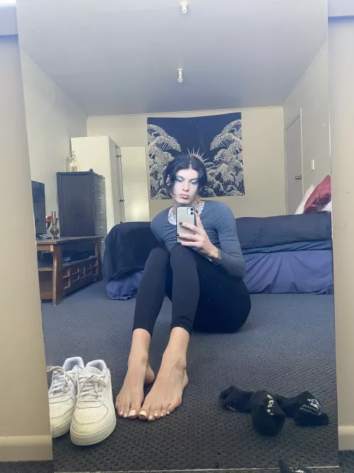 I want a foot massage 😋