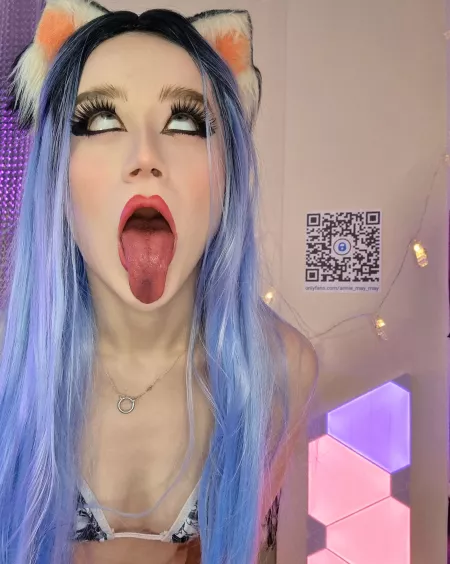 I want daddy's cock I want daddy's cock