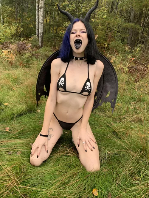 I want it to be Halloween already π¦ππ