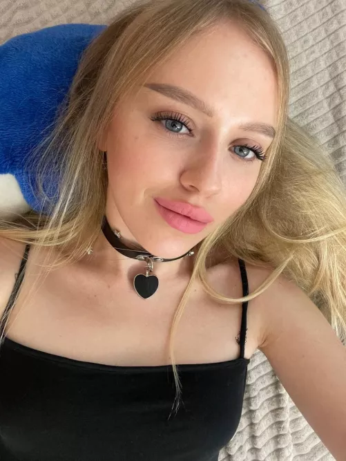 I want to be the bitch you spank every night for bad behavior I want to be the bitch you spank every night for bad behavior