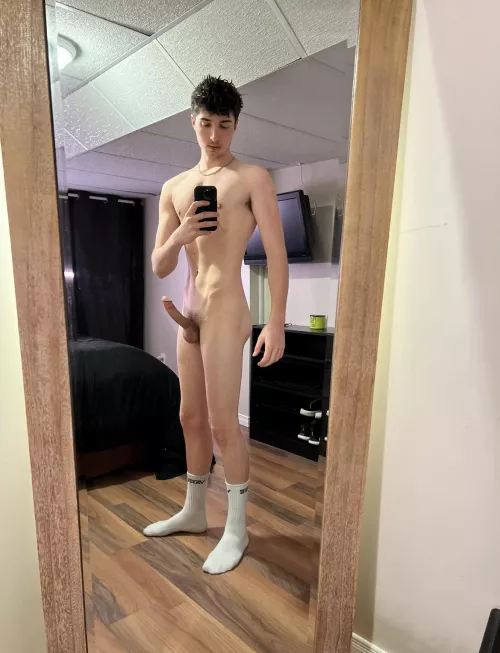 I want to be the reason you cum tonight