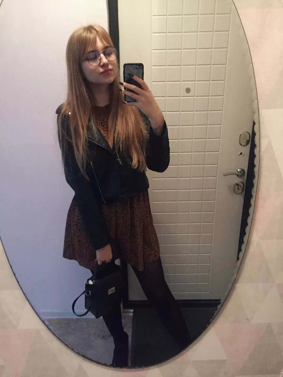 I want to be virtual girlfriend