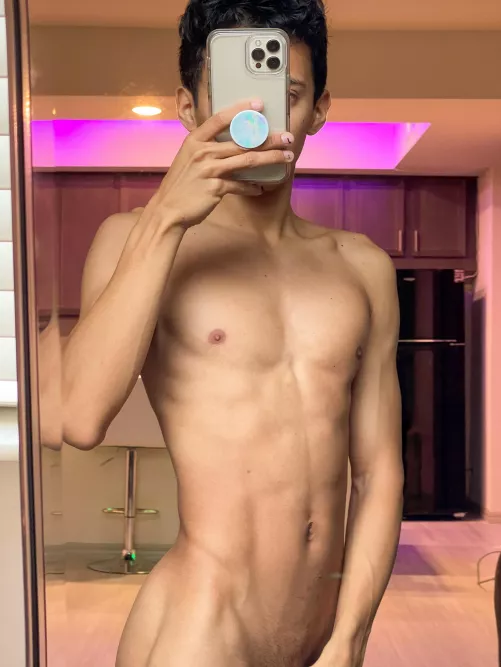 I want to be your favorite twink π