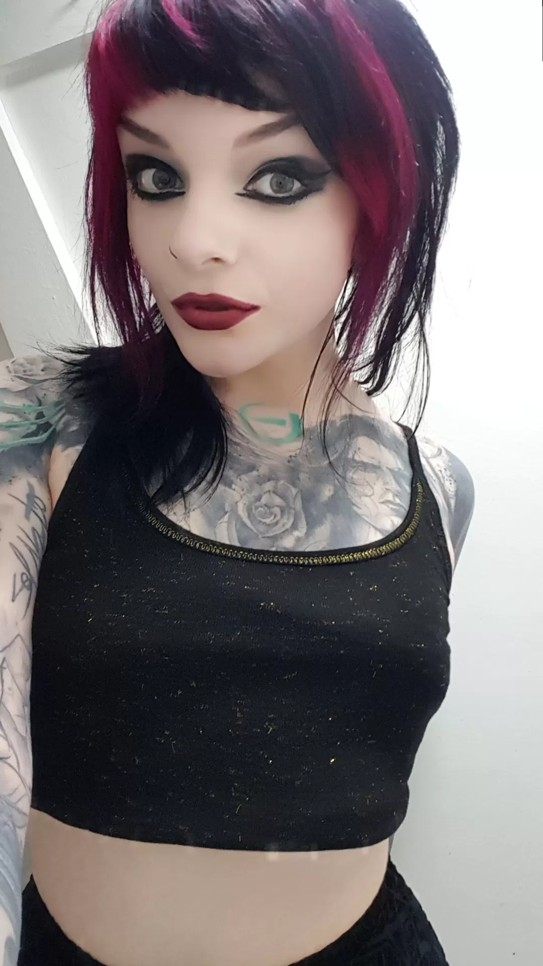 I want to ch0ke on your dick I want to ch0ke on your dick