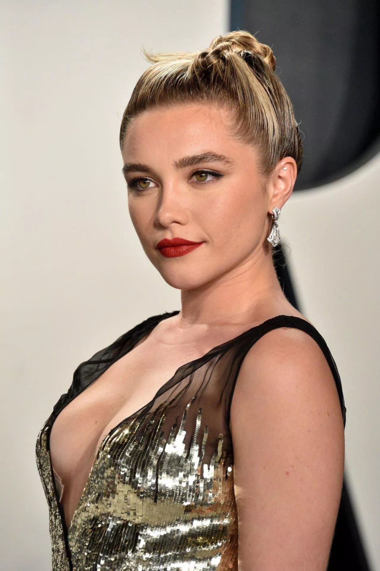 I want to have some gay sex for Florence Pugh! I want to have some gay sex for Florence Pugh!