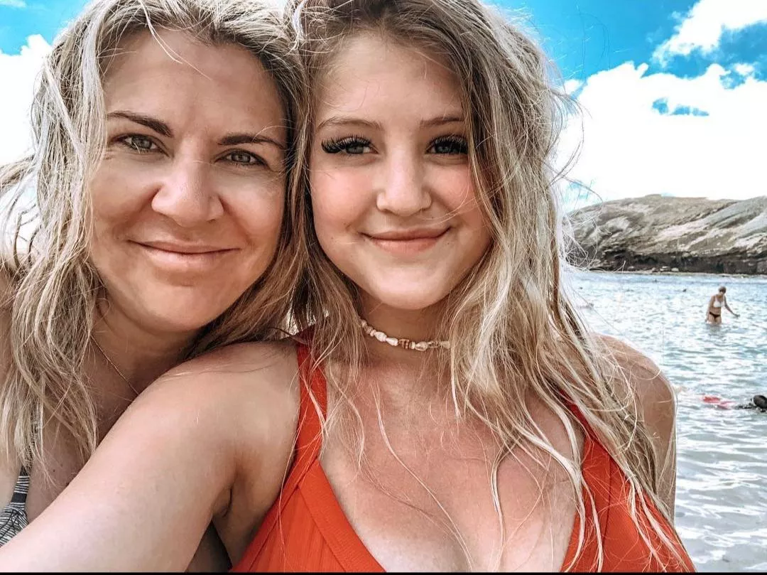 I want to make her mom watch me fuck her daughter nudes in MotherDaughter Onlynudes pic