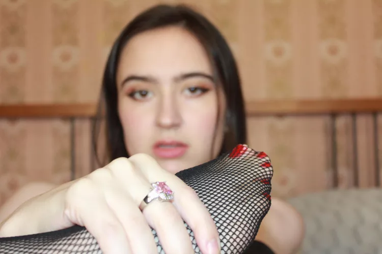 I want to put my fishnet feet as deep as possible in your mouth. Great idea ? [domme]