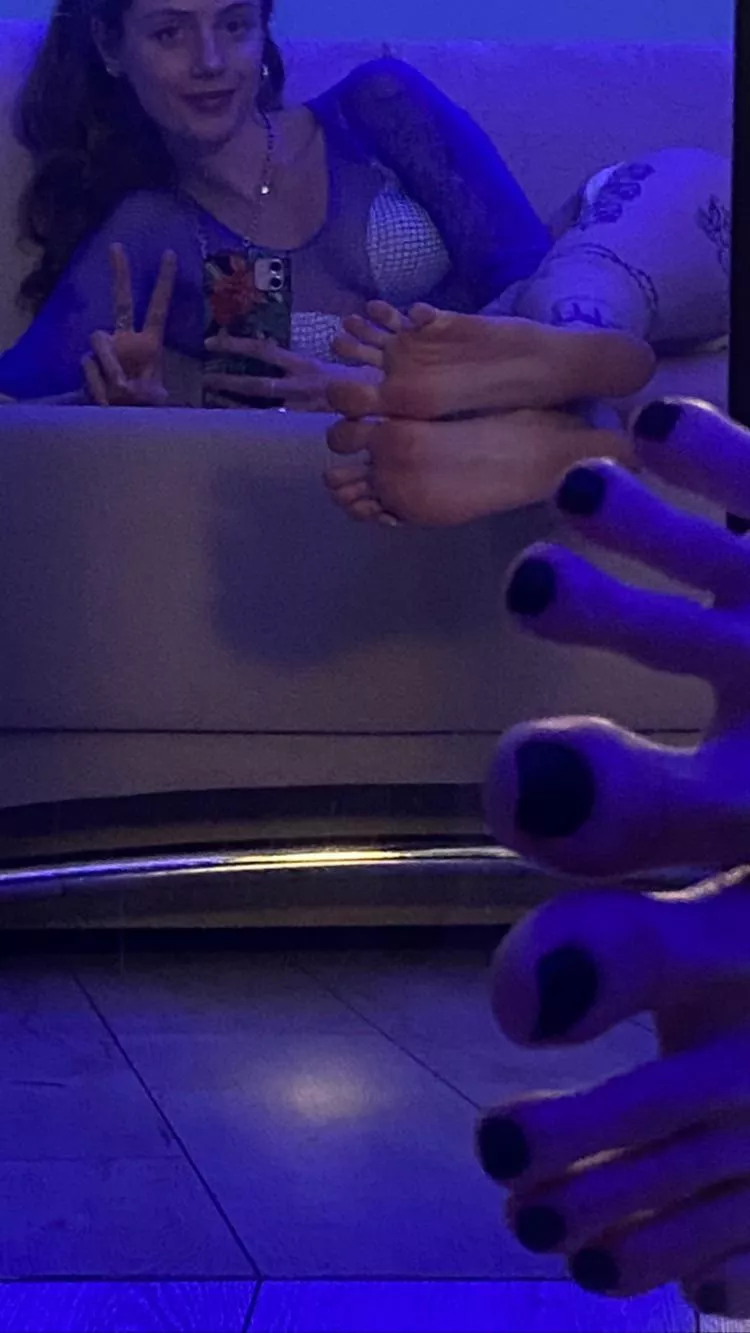 I want u to suck them ,one by one …