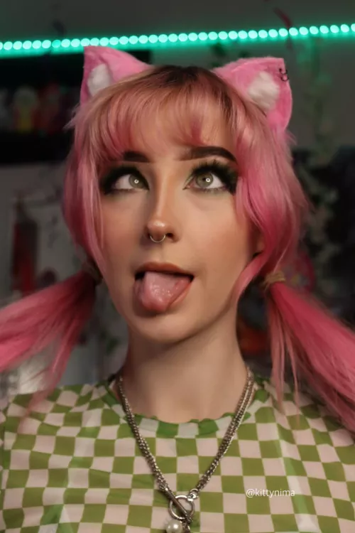 i want ur load on my face :3 i want ur load on my face :3