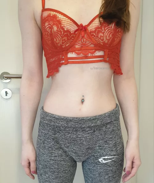 I want you to cum on my titsπ¦