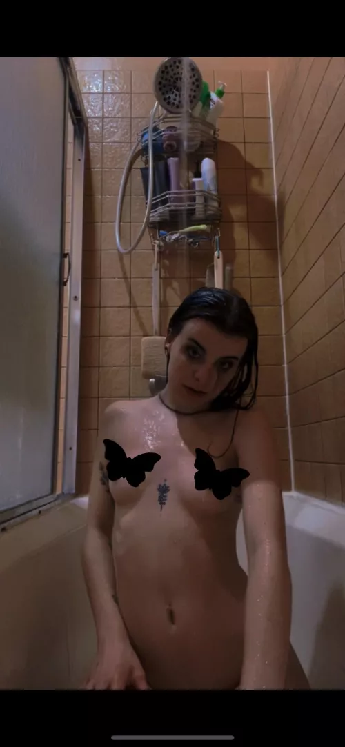 I want you to make my mascara run like this ;)