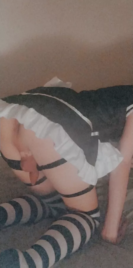 I was just trying to make your bed.. π₯Ί