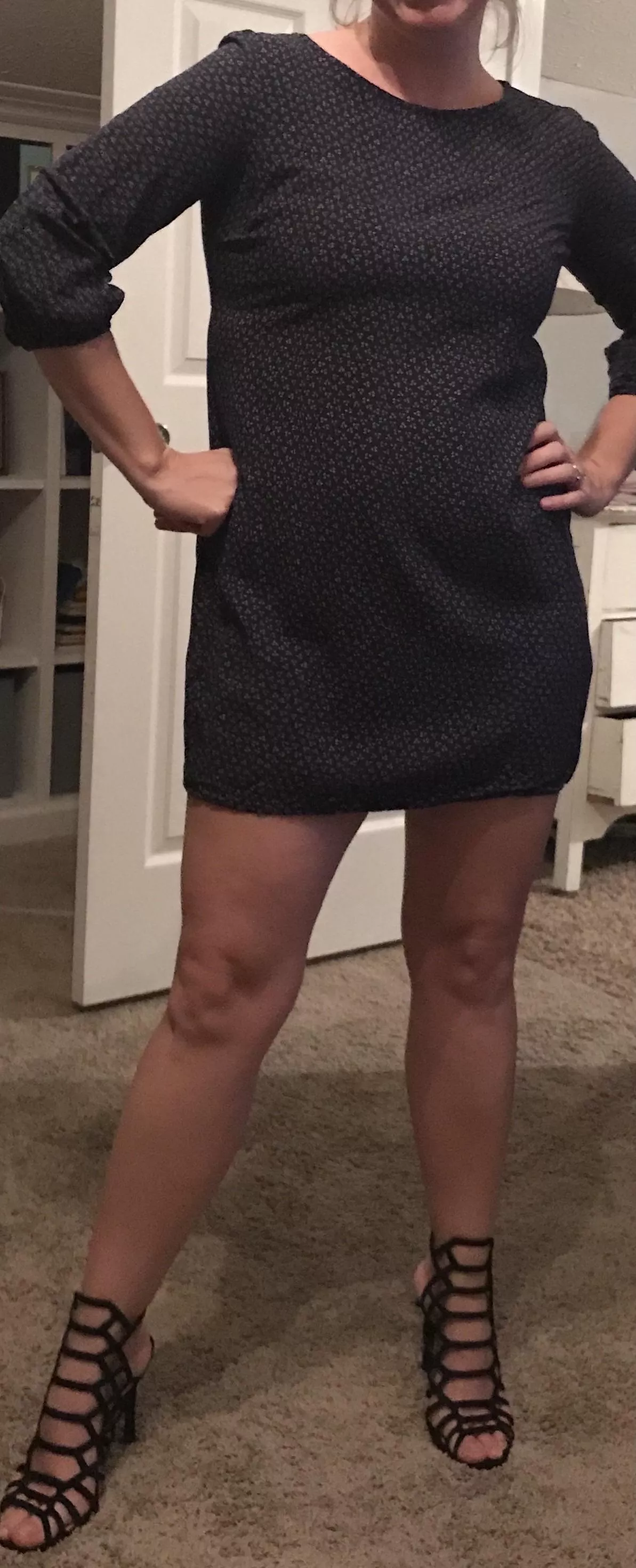 I was sent home today for my outfit😡😡