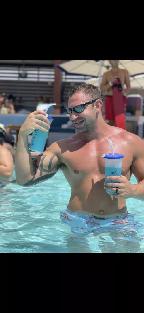 I was told I would look better if I shaved. I disagree, no longer a 🐻