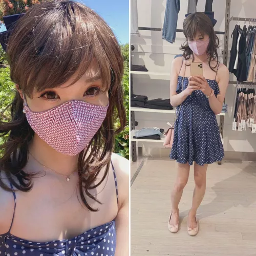 I went out wearing a pretty skimpy dress! 🥰💕 I went out wearing a pretty skimpy dress! 🥰💕