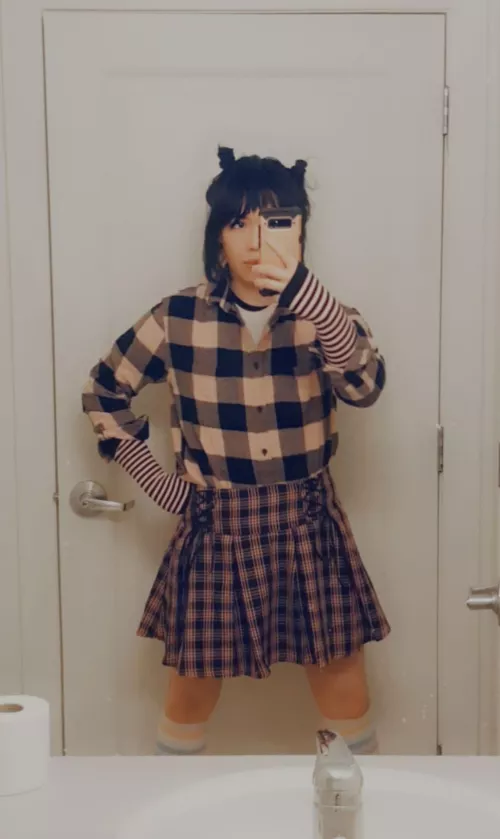 I wish I had the confidence to dress up like this in public 😅