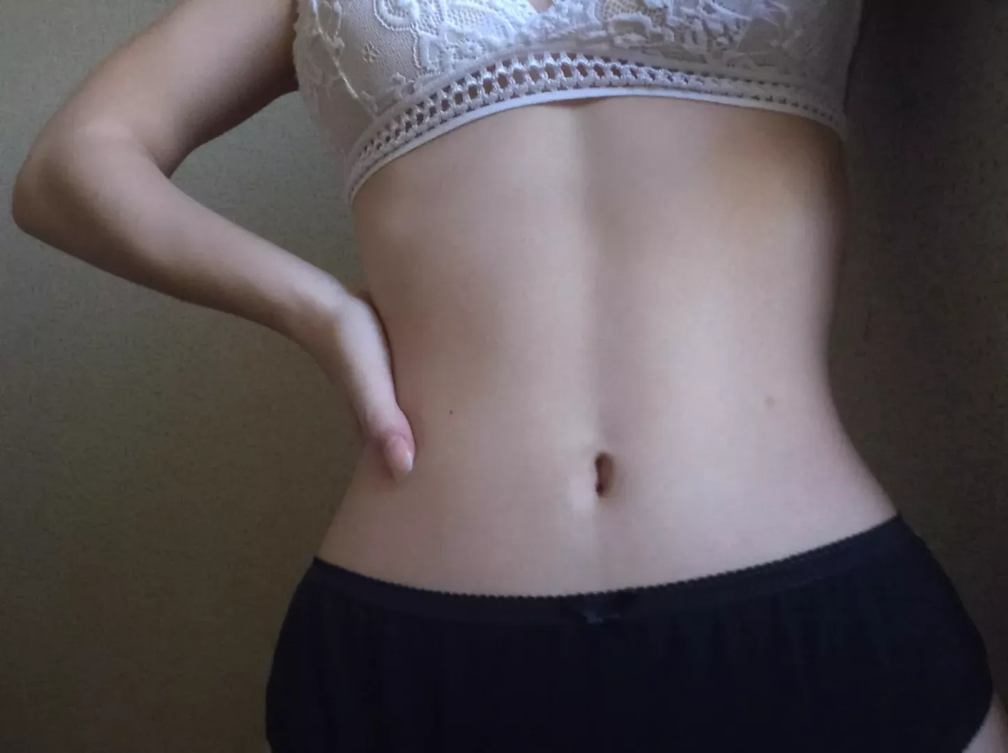 I wish men actually liked brown girls 🥺