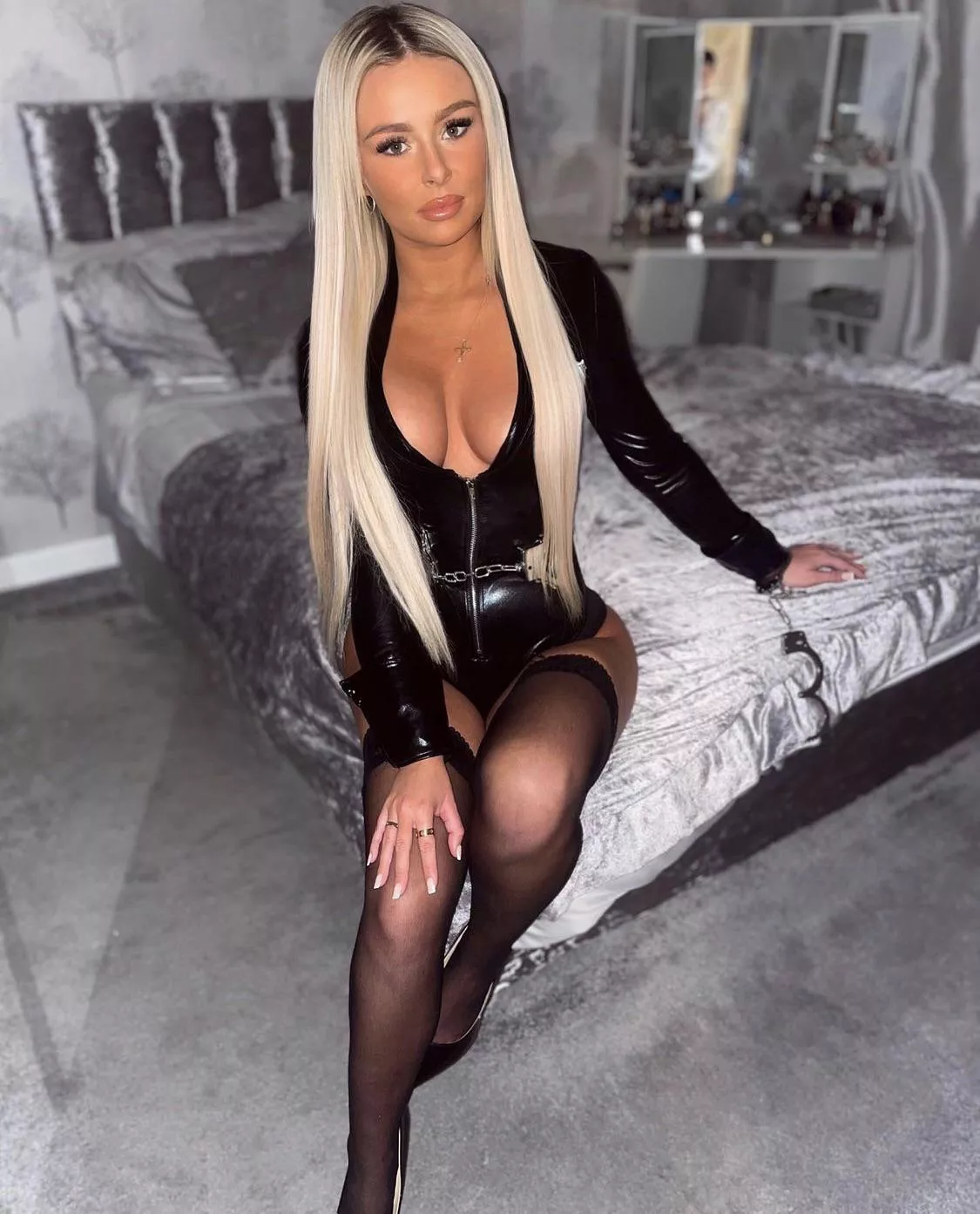 I wish my police looked like this I wish my police looked like this