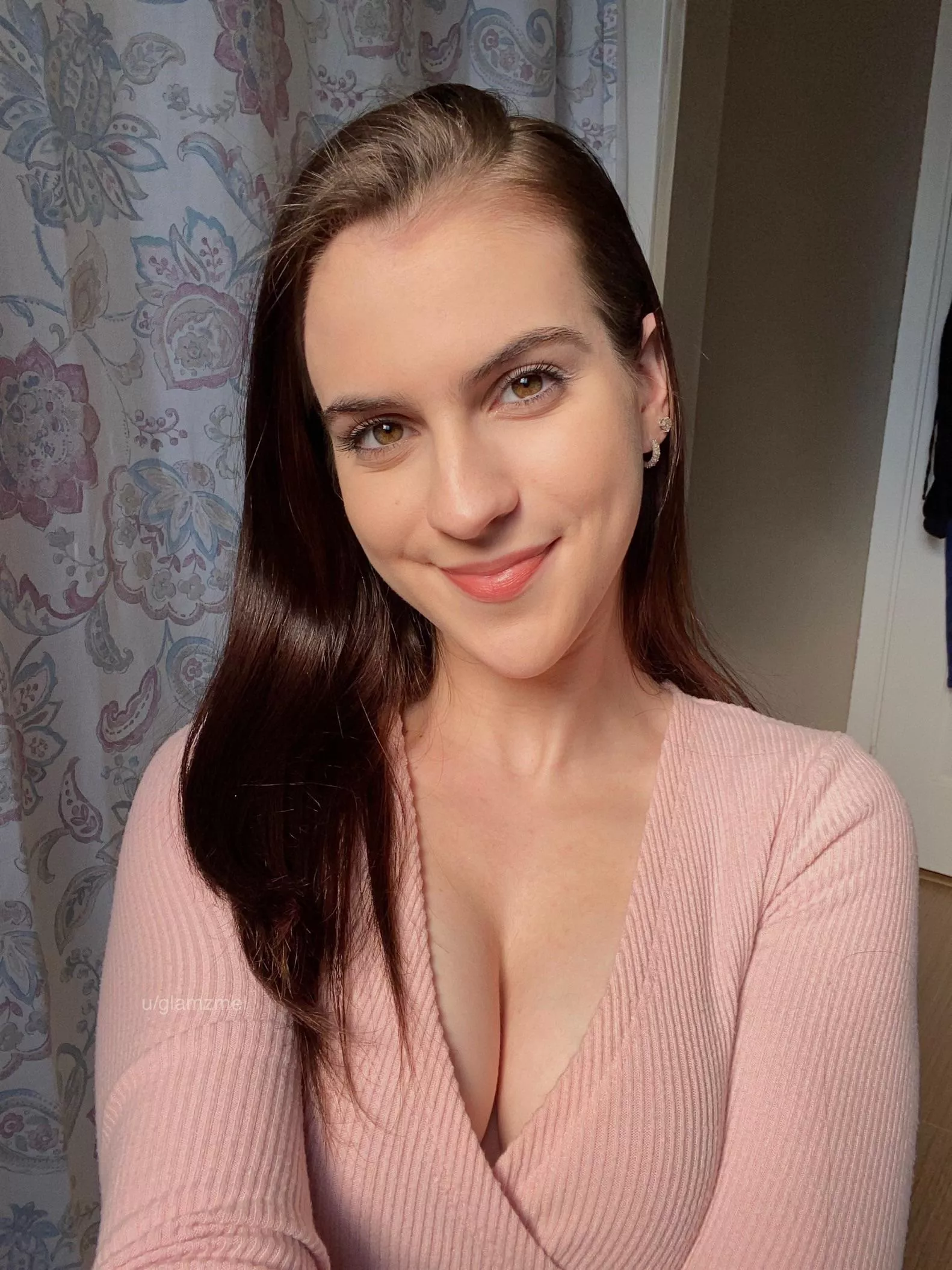 I wonder if my boss will stare.. I wonder if my boss will stare..