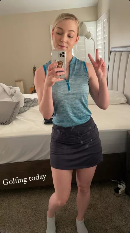 I wonder what it looks like when she turns around