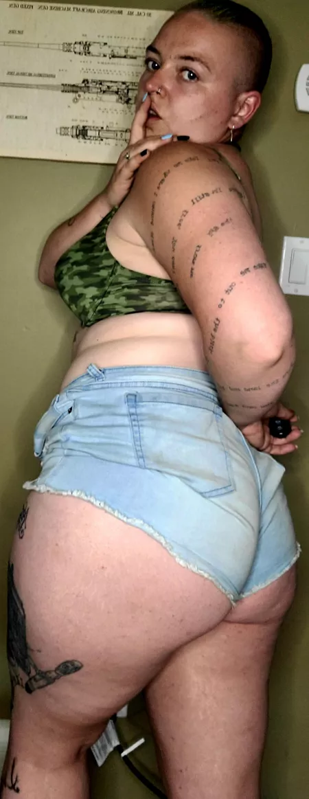 I won't tell if you don't 😘😘😘