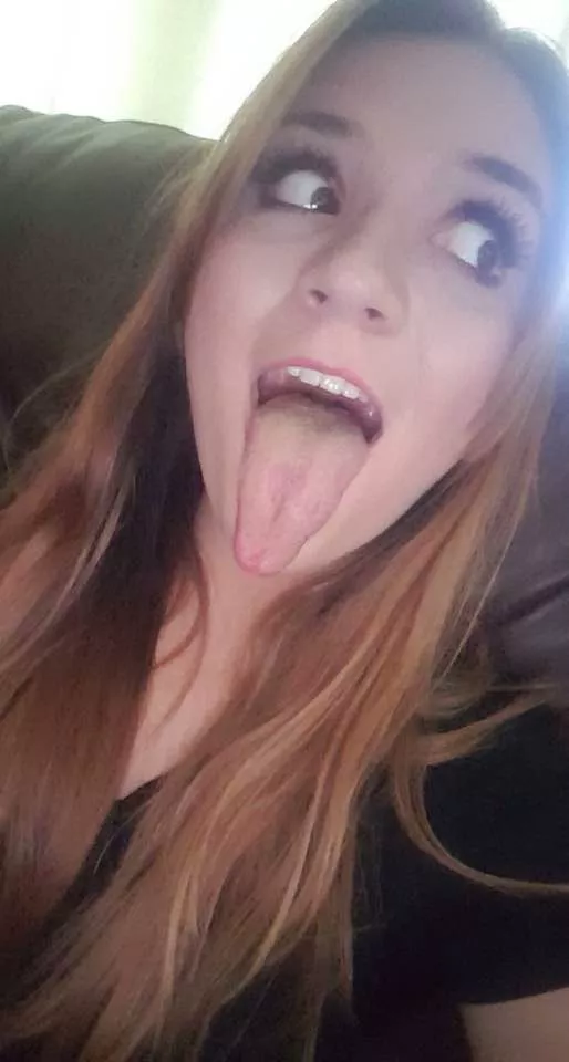 I would fuck this cucks girl while he records me