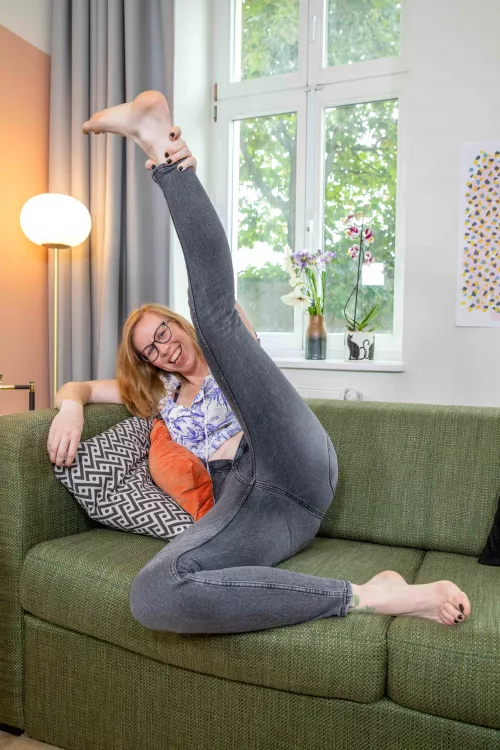 I would like it better if this sub was called silly girls in jeans :-D