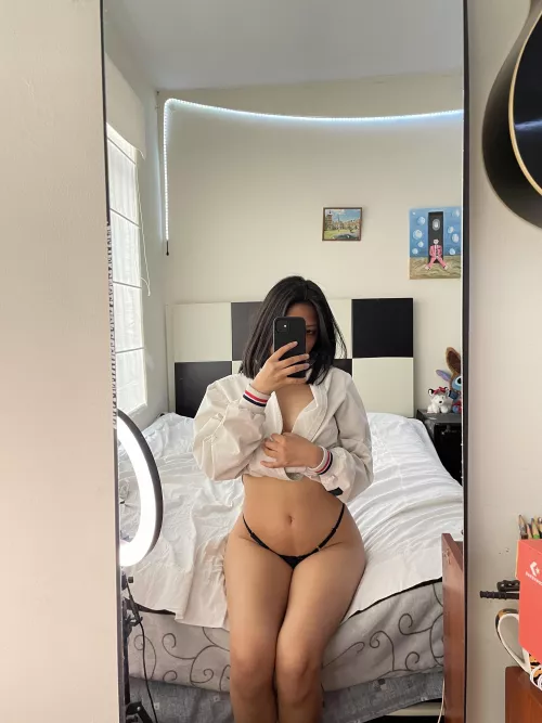 I would love to be your gf and fulfill your fantasies