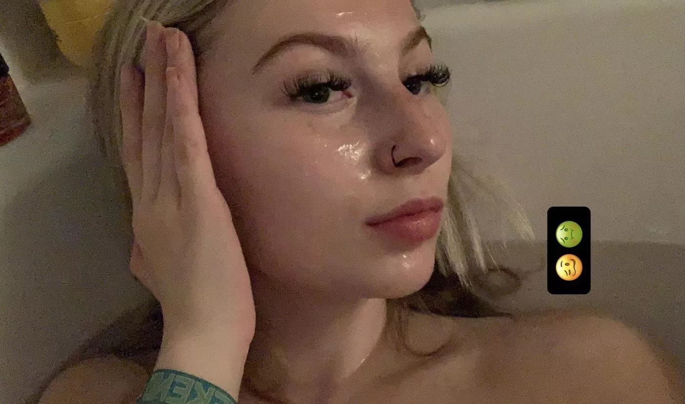 I’d absolutely love to see someone cum all over this slut I know Kira kik: apothicon47 for more