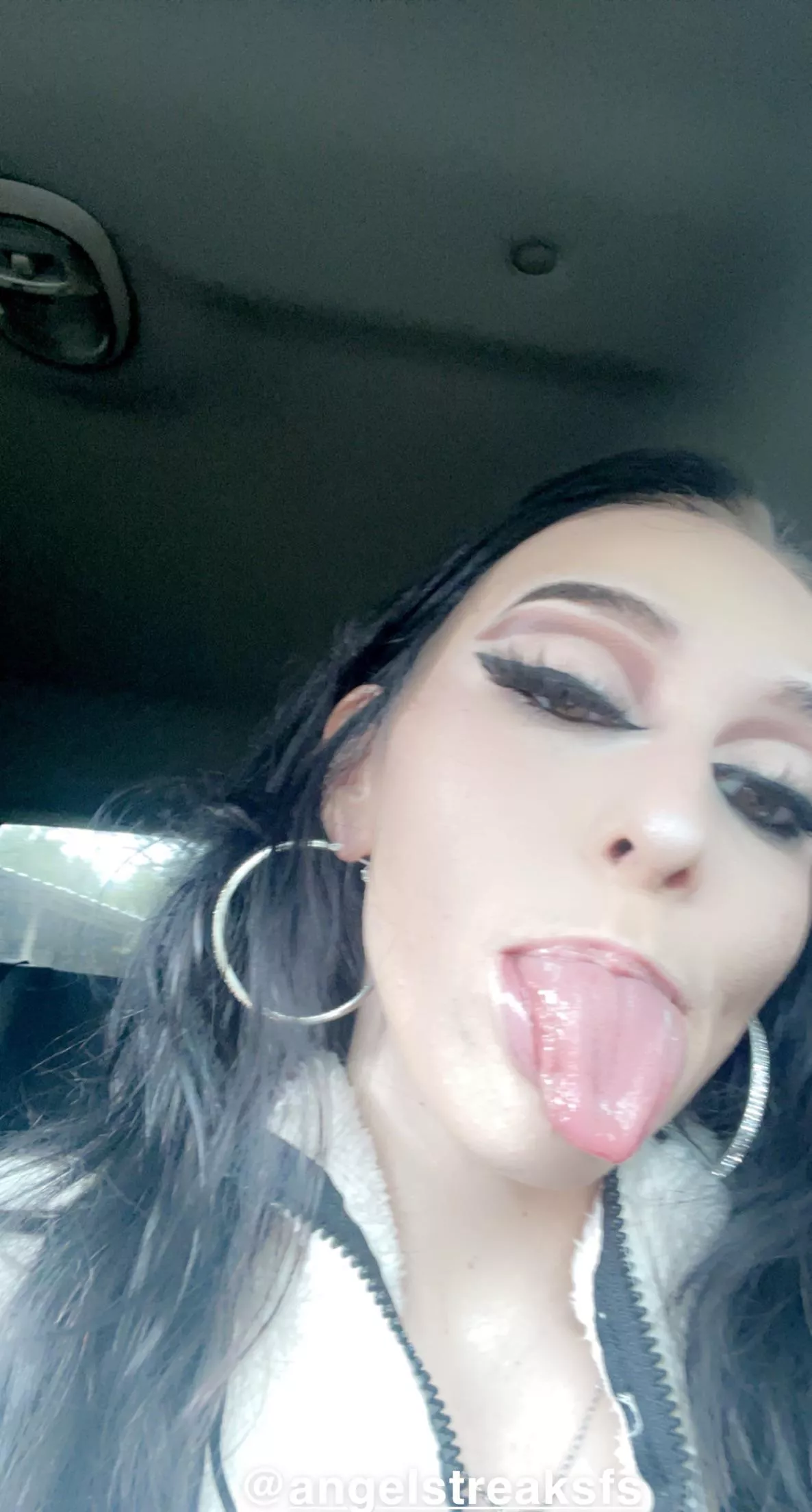 I’d lick your lollipop