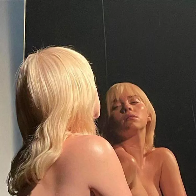 I'd love to be a sissy and suck cock for Billie Eilish I'd love to be a sissy and suck cock for Billie Eilish