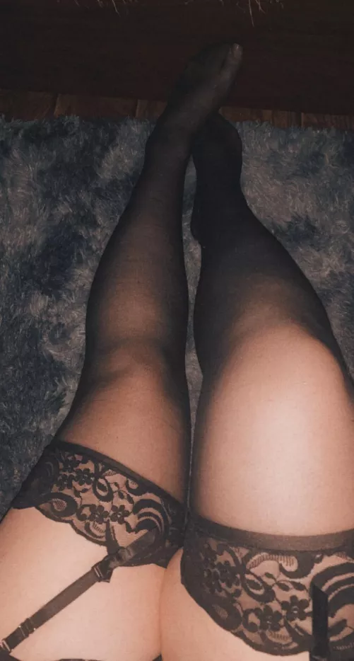 I'd love to crush you. 😌🖤