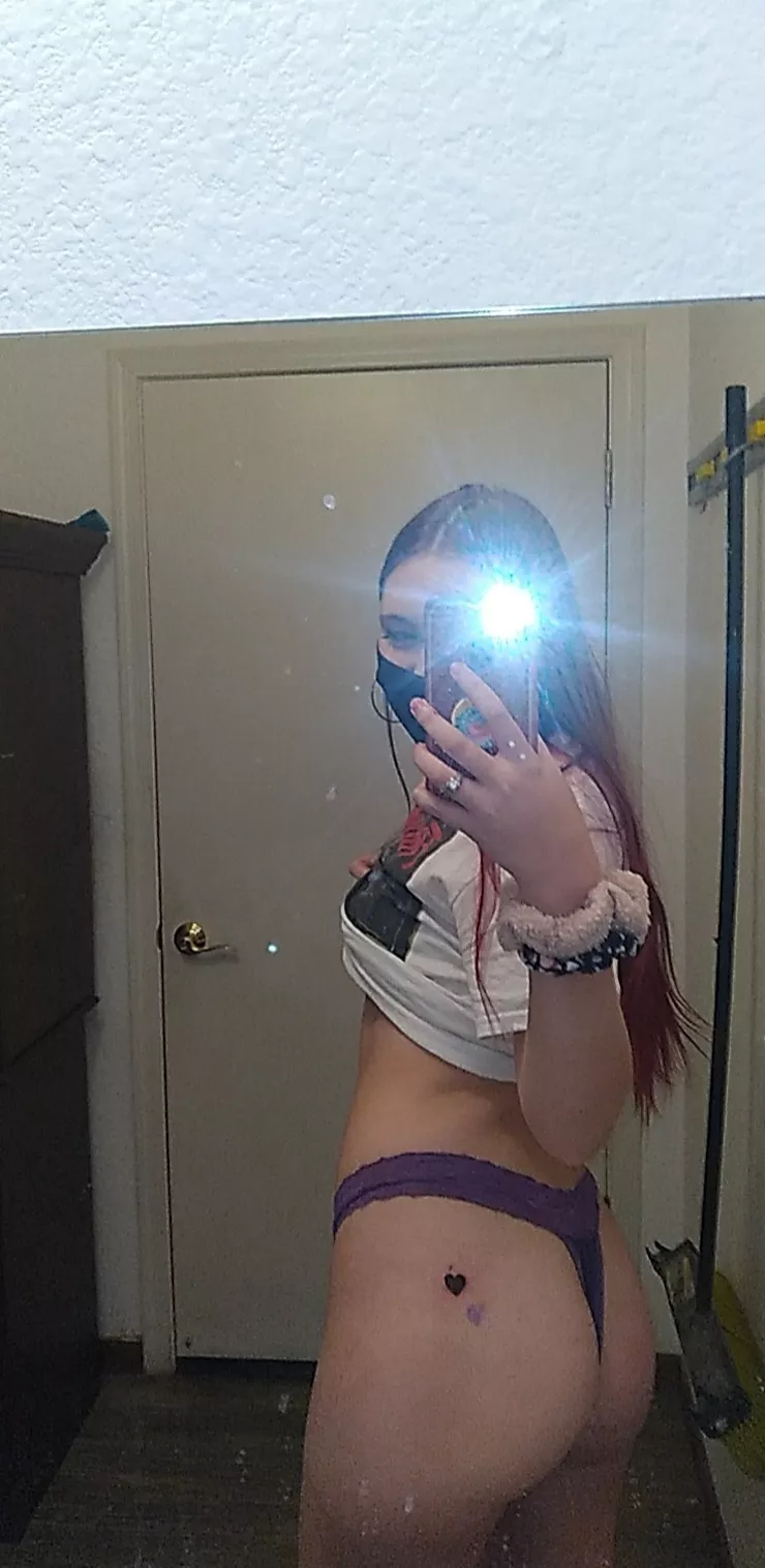 I'd love to fuck a random reddit guy🥺