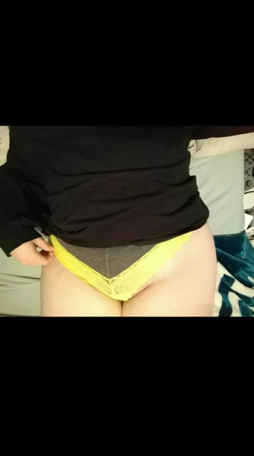 I'd love to gain the confidence to show more on here๐
 I'd love to gain the confidence to show more on here๐