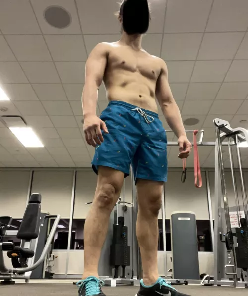 Iād love to have a helping hand for these pictures