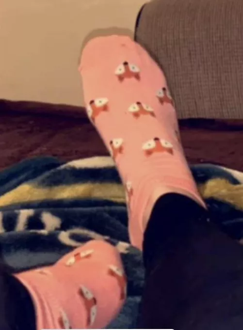 I’d love to see cum all over em 🥰