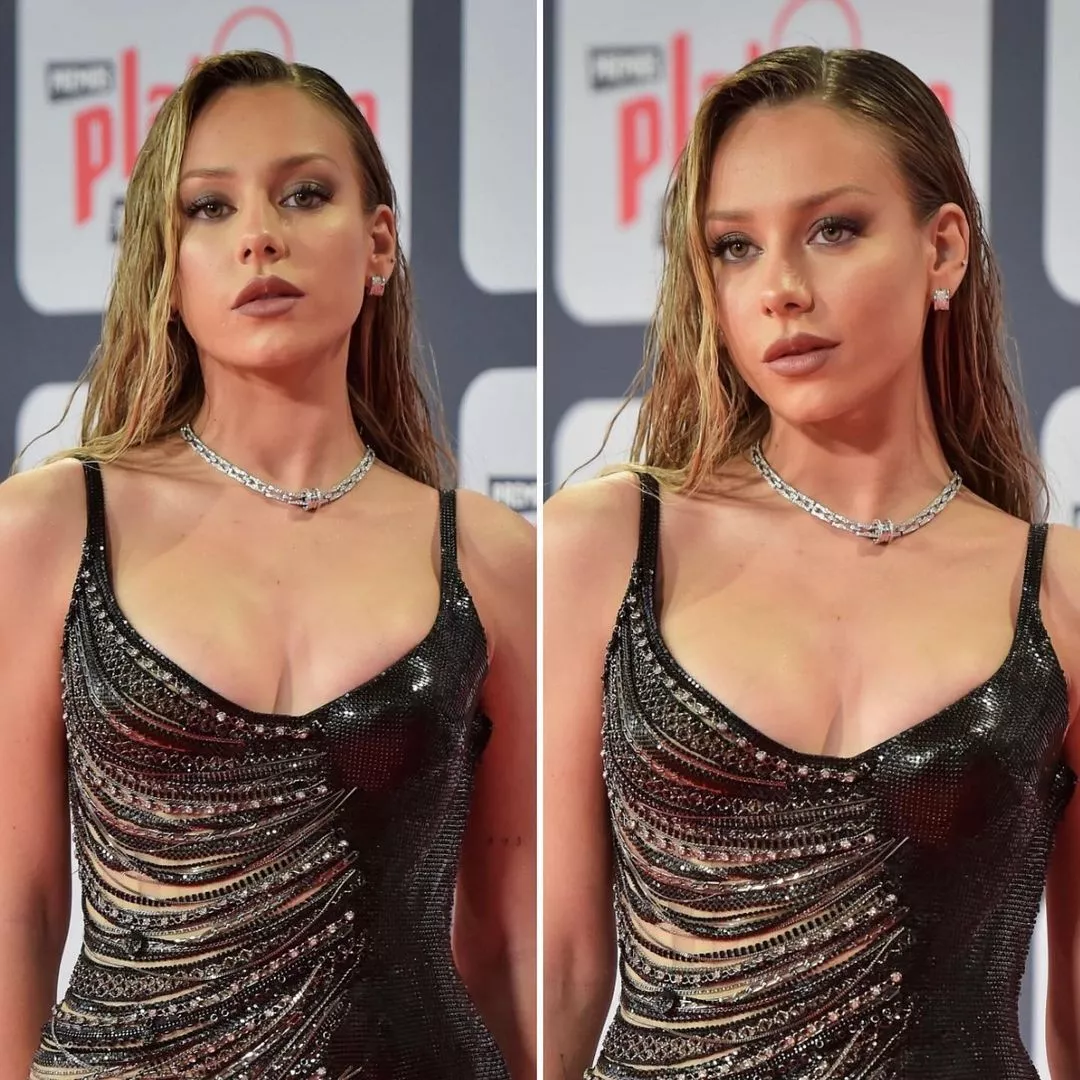 I'd love to worship goddess Ester Exposito I'd love to worship goddess Ester Exposito