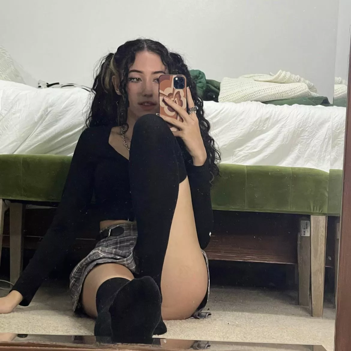 idk why but no outfit is complete without them?