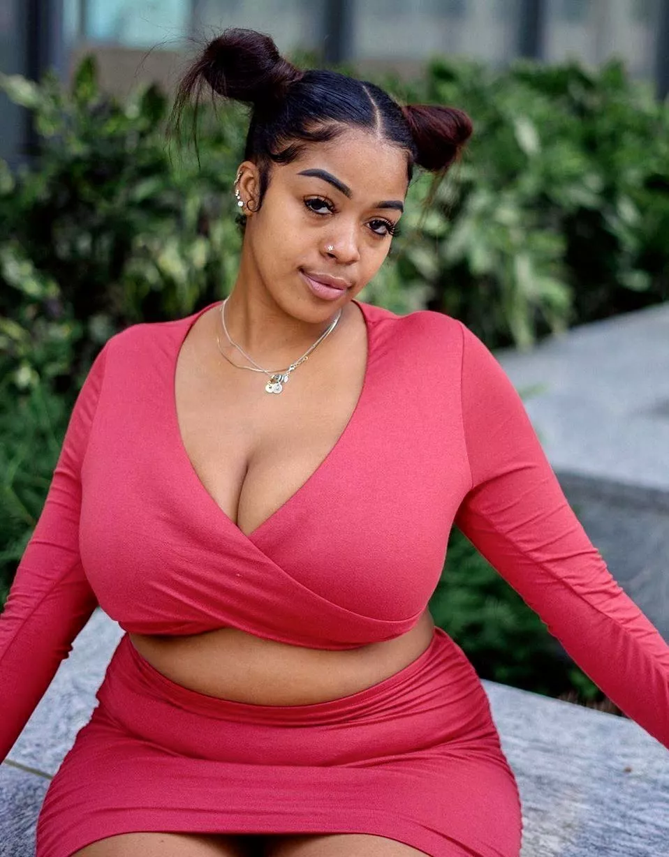 If aBe gets over 30puvotes ill Post her Nude Titty Shake on my Profile  If aBe gets over 30puvotes ill Post her Nude Titty Shake on my Profile 