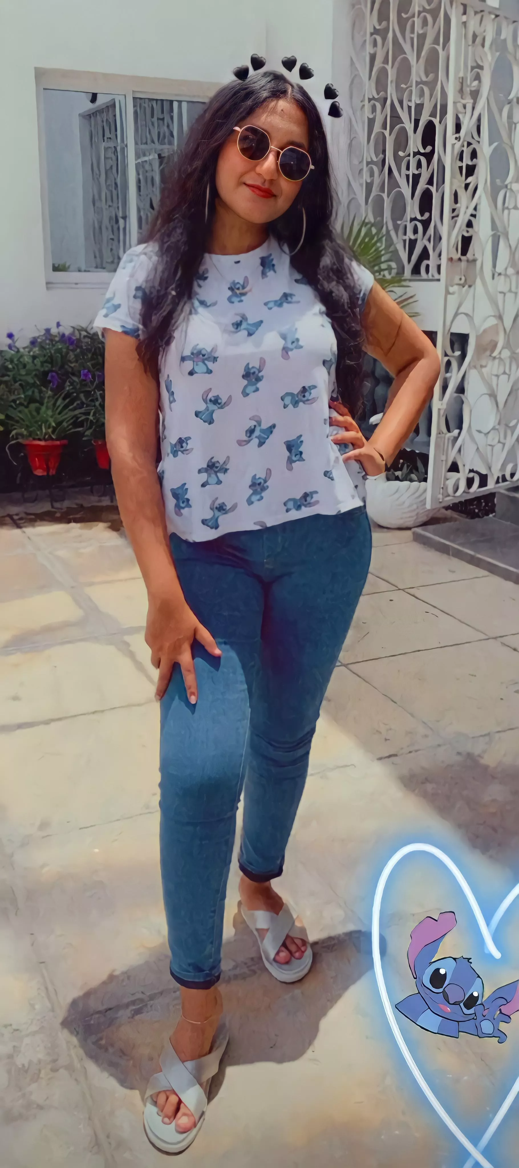 If anyone wants to dirty talk about this whore Kik me at calmsain