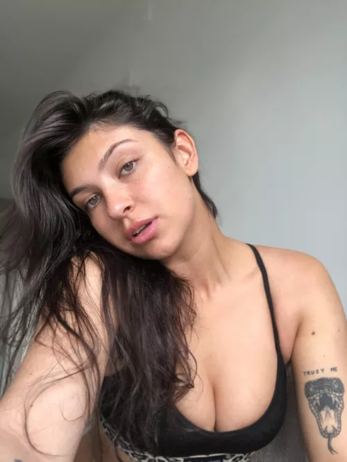 If at least 4 guys saw this post I’ll be thrilled… 🥺🥺