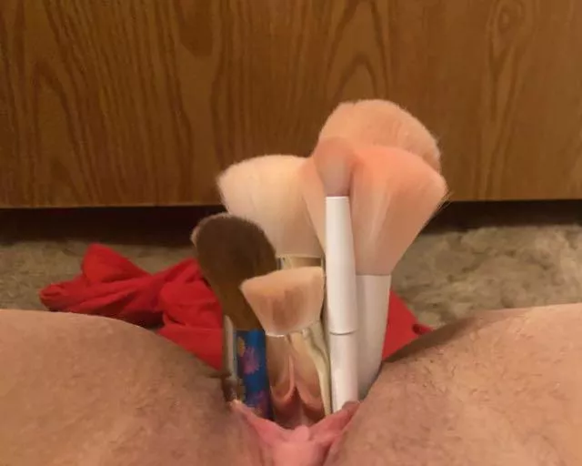 If I can’t do your makeup, can I at least hold your brushes?