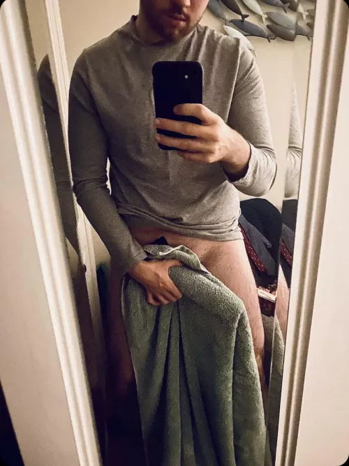 If I let the towel go do you think it would stay up?? Hit me up to see 😜😘