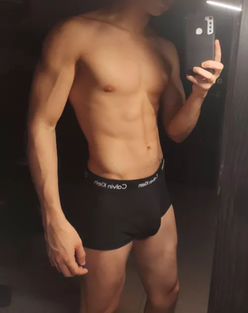 If my arm is veiny imagine something else😈 If my arm is veiny imagine something else😈
